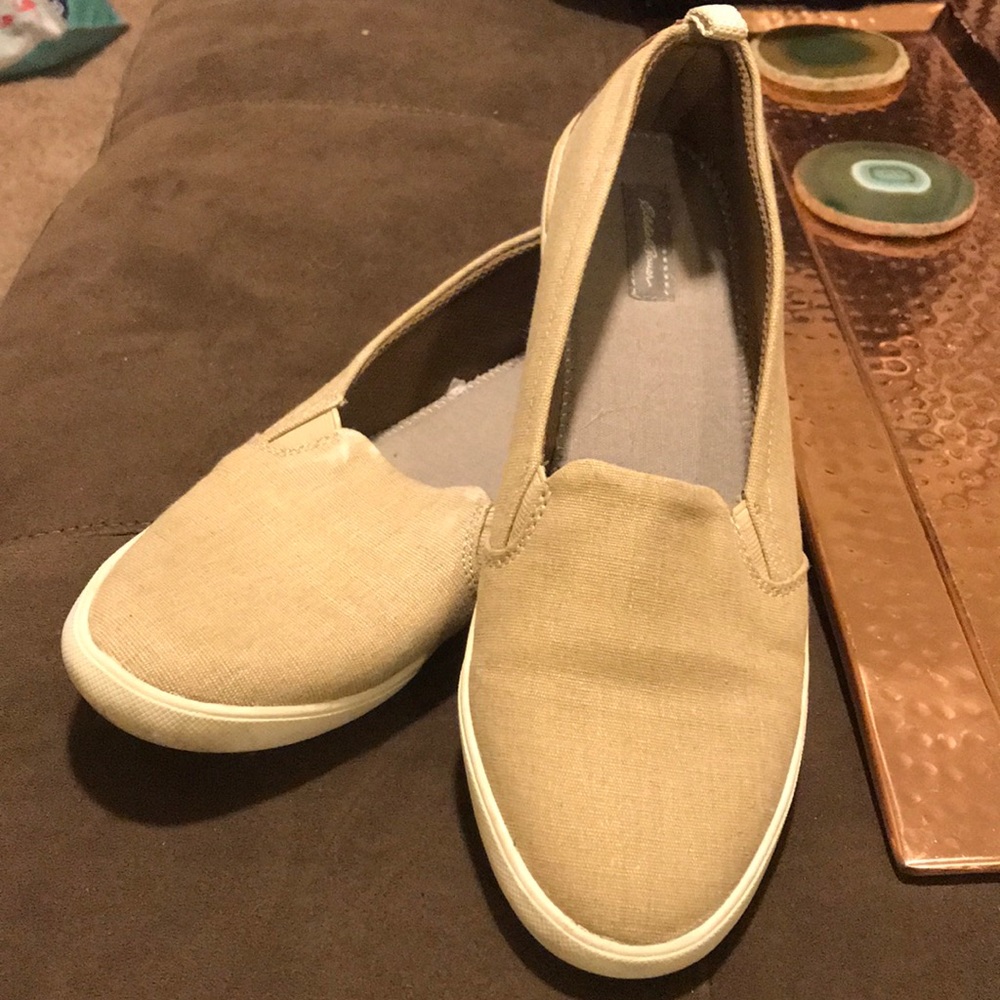 Eddie Bauer Slip On Sneakers